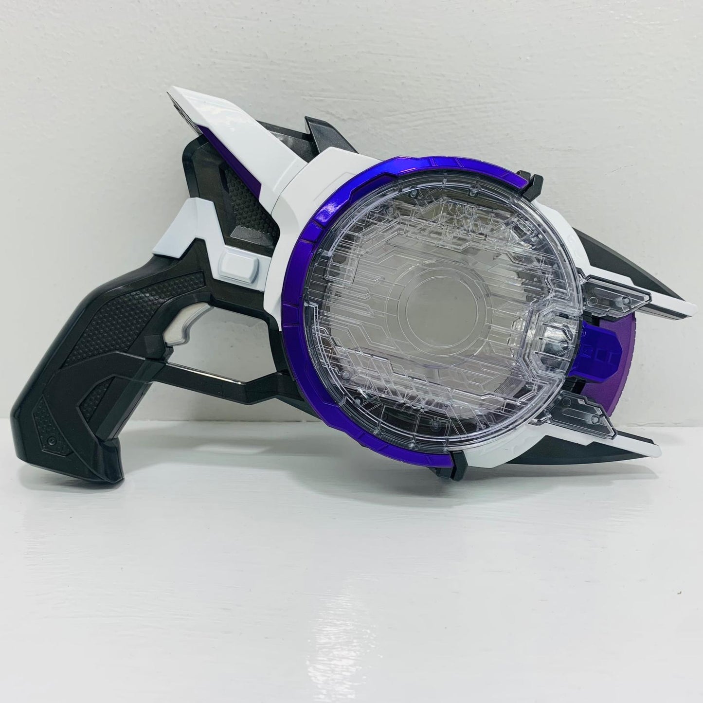 フィギュア [初期不良品/初回特典付き]PREMIUMDXメモリアルレーザーレイズライザー「仮面ライダーギーツ」プレミアムバンダイ限定【フィギュア】【飾磨店】