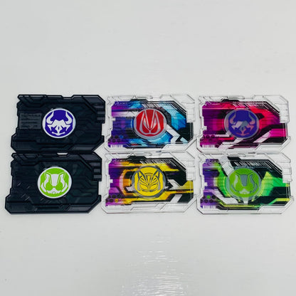 フィギュア [初期不良品/初回特典付き]PREMIUMDXメモリアルレーザーレイズライザー「仮面ライダーギーツ」プレミアムバンダイ限定【フィギュア】【飾磨店】