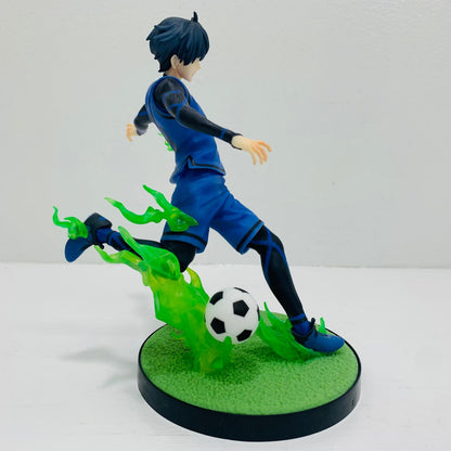 フィギュア A賞/潔世一フィギュア「武器を持て破壊者(ストライカー)よ!!/一番くじブルーロック」 一番くじ A賞【フィギュア】【飾磨店】