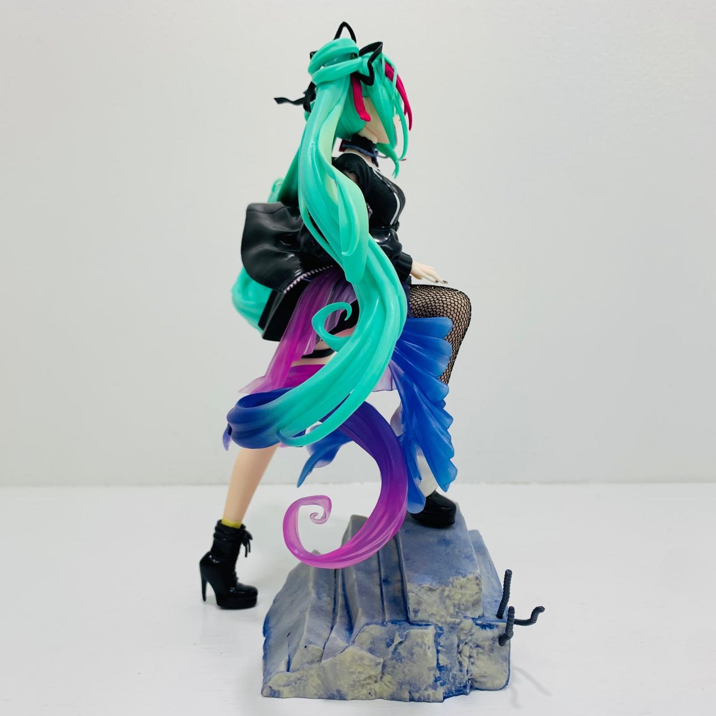 フィギュア 初音ミク-Punk!-FIGURIZMα「初音ミクシリーズ」【フィギュア】【飾磨店】