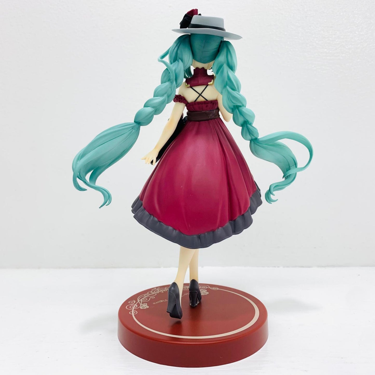 フィギュア 初音ミク・おでかけドレスREDver.Trio-Try-iTFigure「初音ミク」 Trio-Try-iT【フィギュア】【飾磨店】