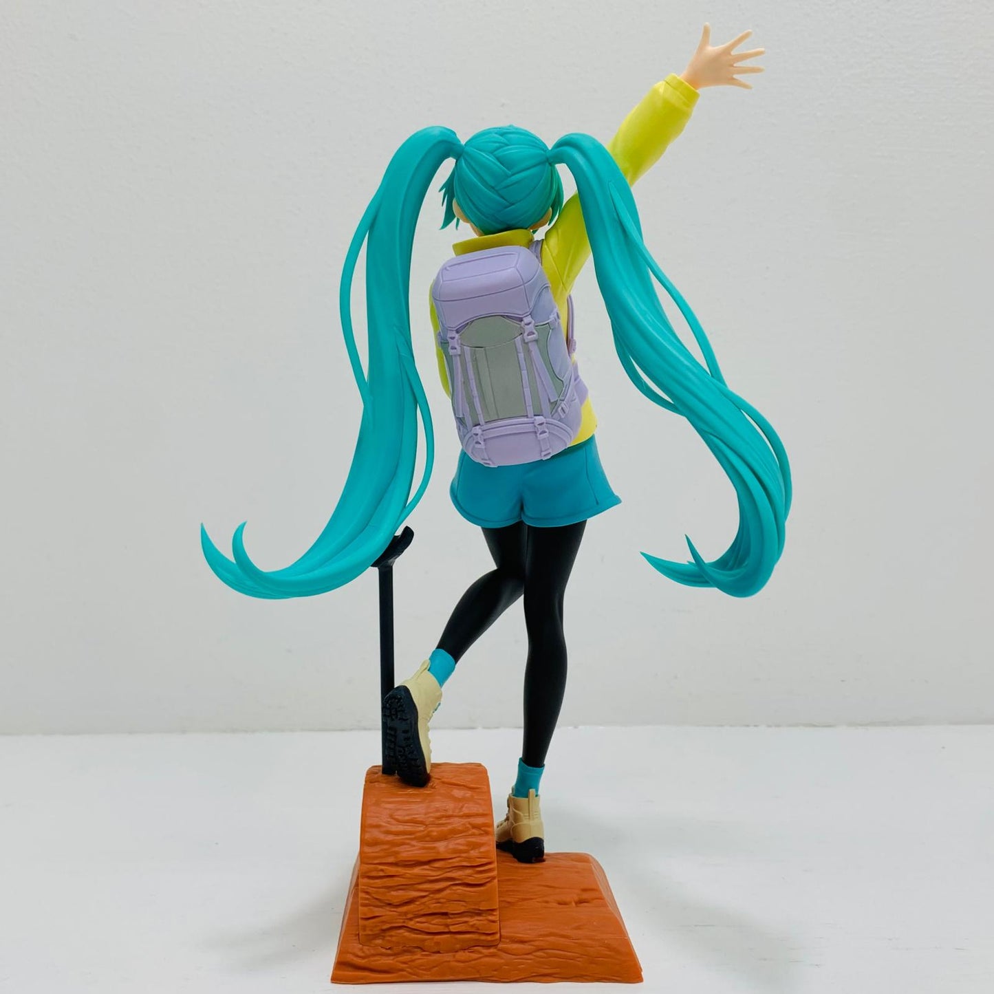 フィギュア 初音ミク-登山-HolidayMemories「初音ミク」【フィギュア】【飾磨店】