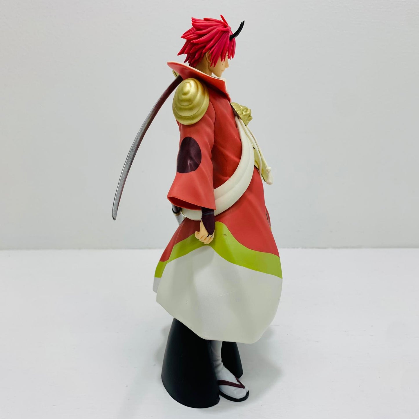 フィギュア ベニマル「転生したらスライムだった件」フィギュア紅の戦士ベニマル【フィギュア】【飾磨店】