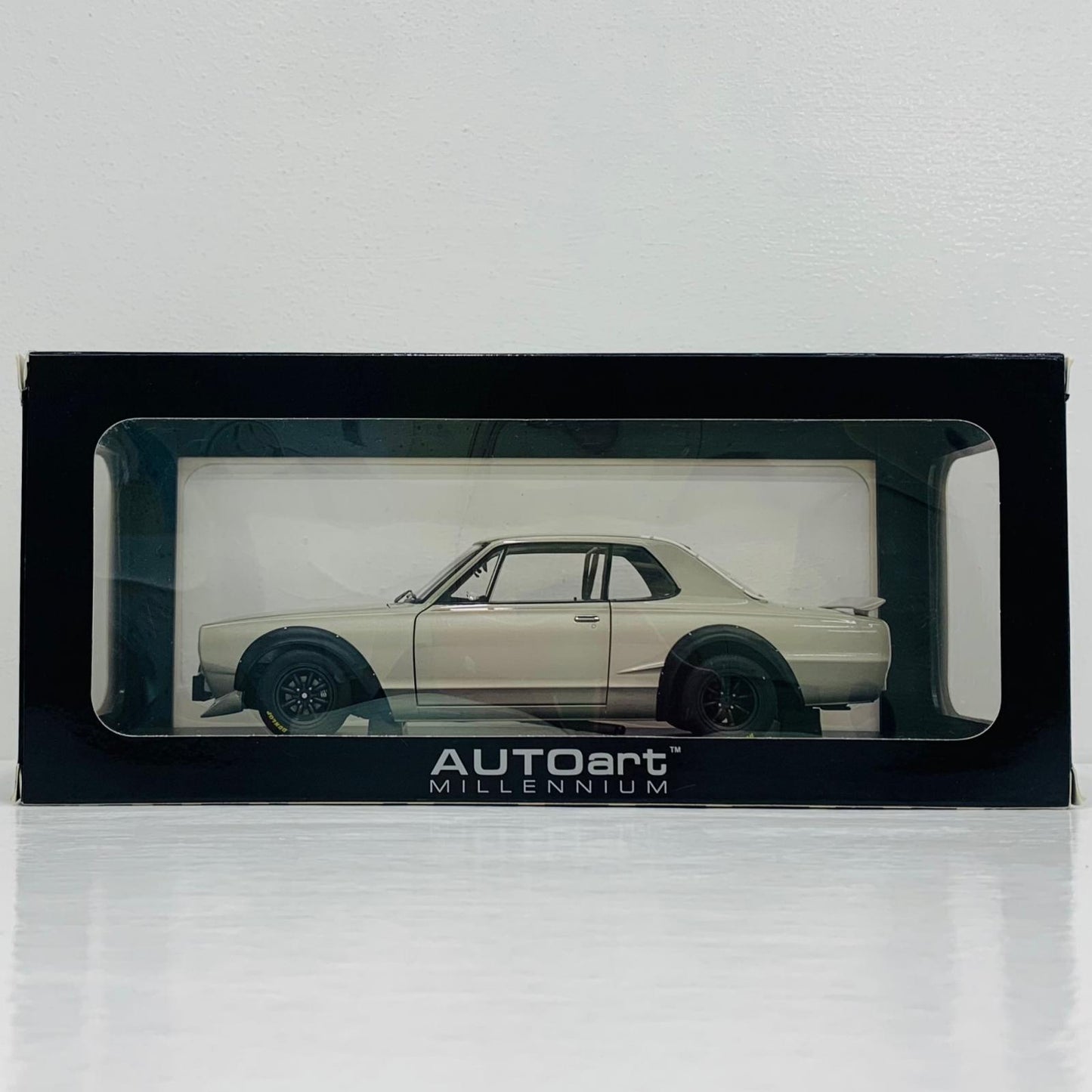 おもちゃ・玩具 1/18 日産 スカイライン GT-R KPGC10 レーシング 1972 (シルバー) 「オートアート・コンポジットモデルシリーズ」 その他TOY【飾磨店】
