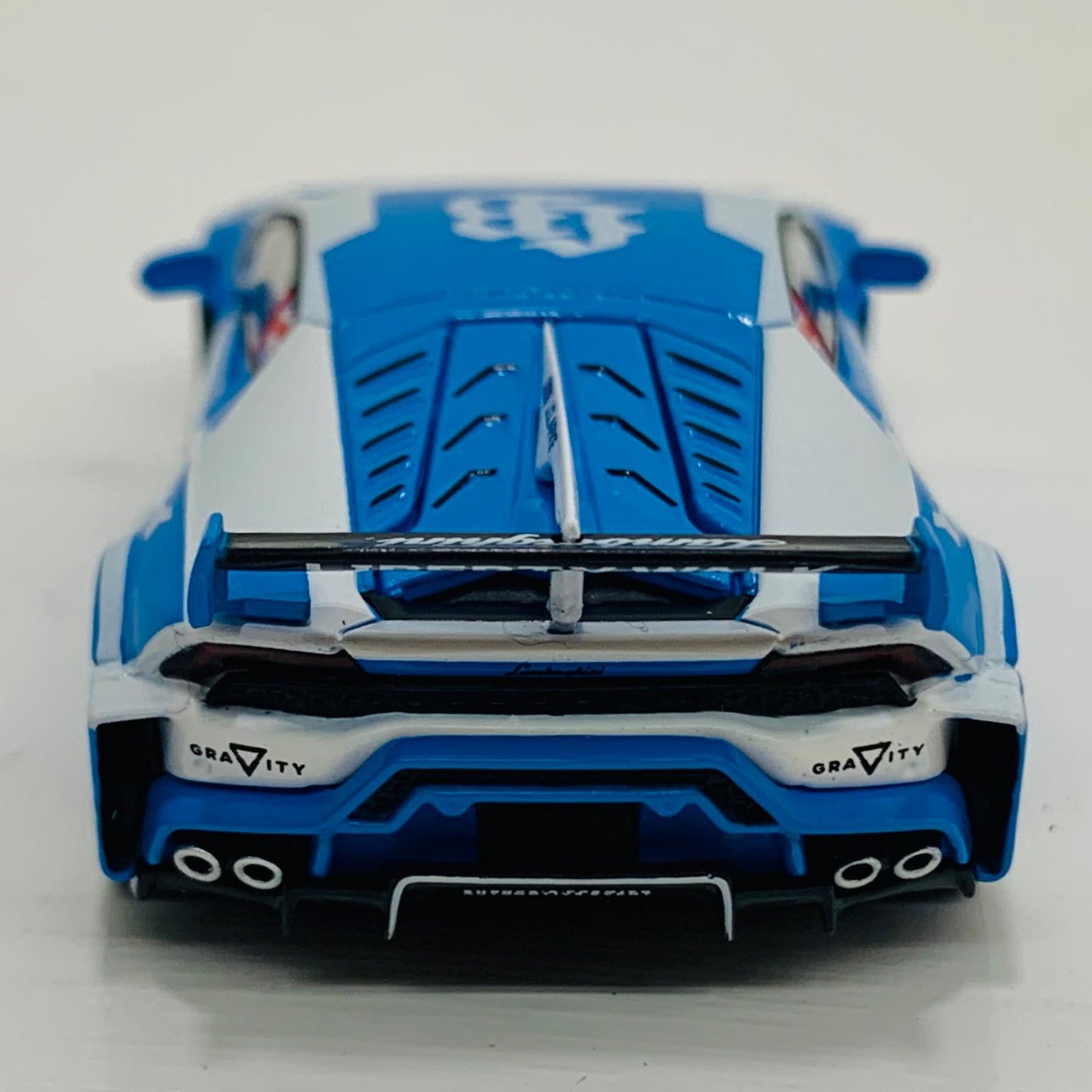 おもちゃ・玩具 1/64 ランボルギーニ ウラカン LB★WORKS GT GRAVITY (右ハンドル) 「ミニGTシリーズ」【飾磨店】