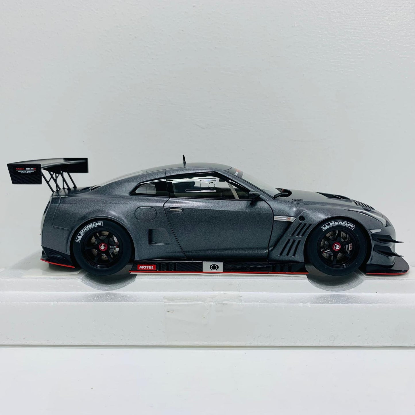 おもちゃ・玩具 1/18 日産 GT-R NISMO GT3(ダークマット・グレー)【飾磨店】