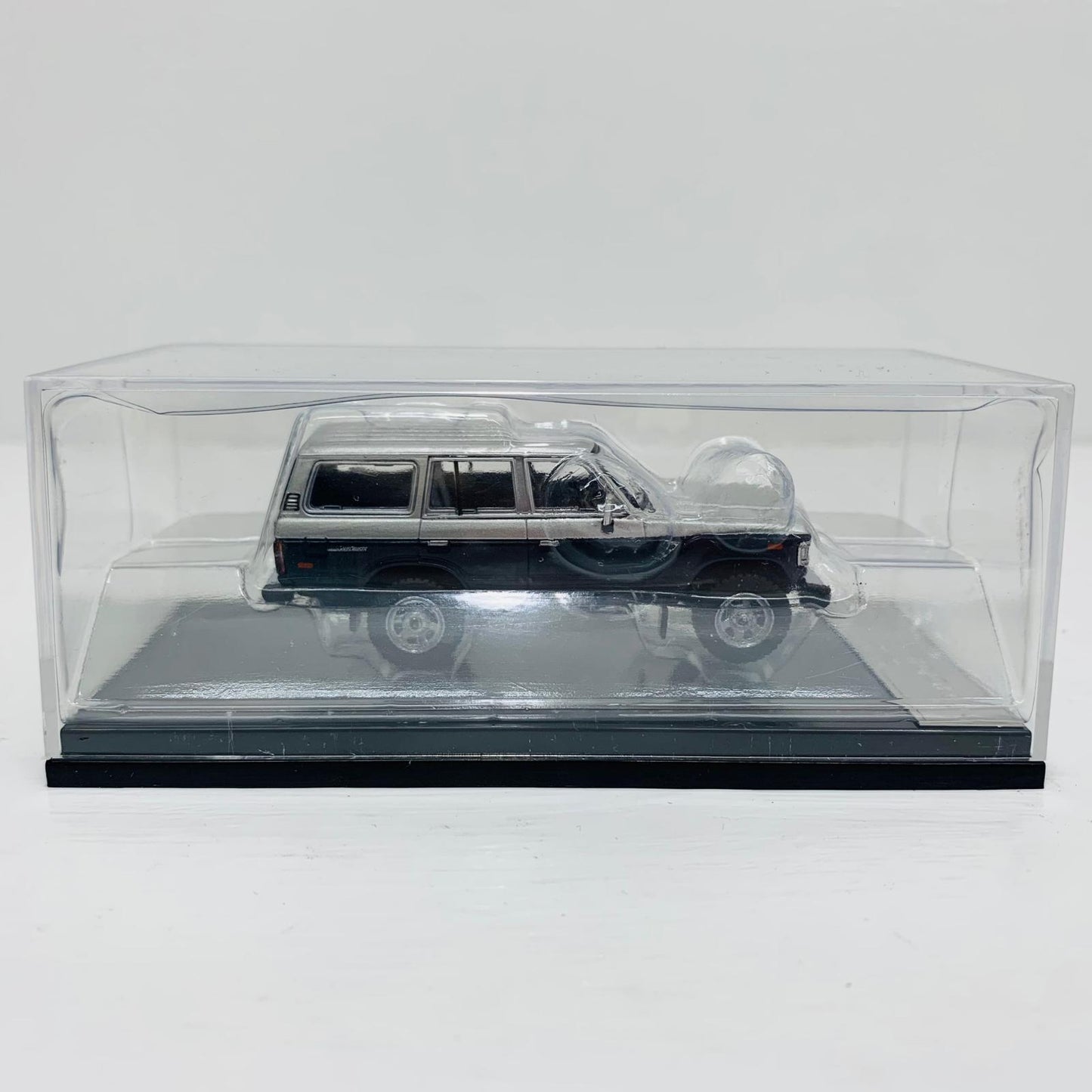 おもちゃ・玩具 1/64 トヨタ ランドクルーザー 60 右ハンドル【飾磨店】