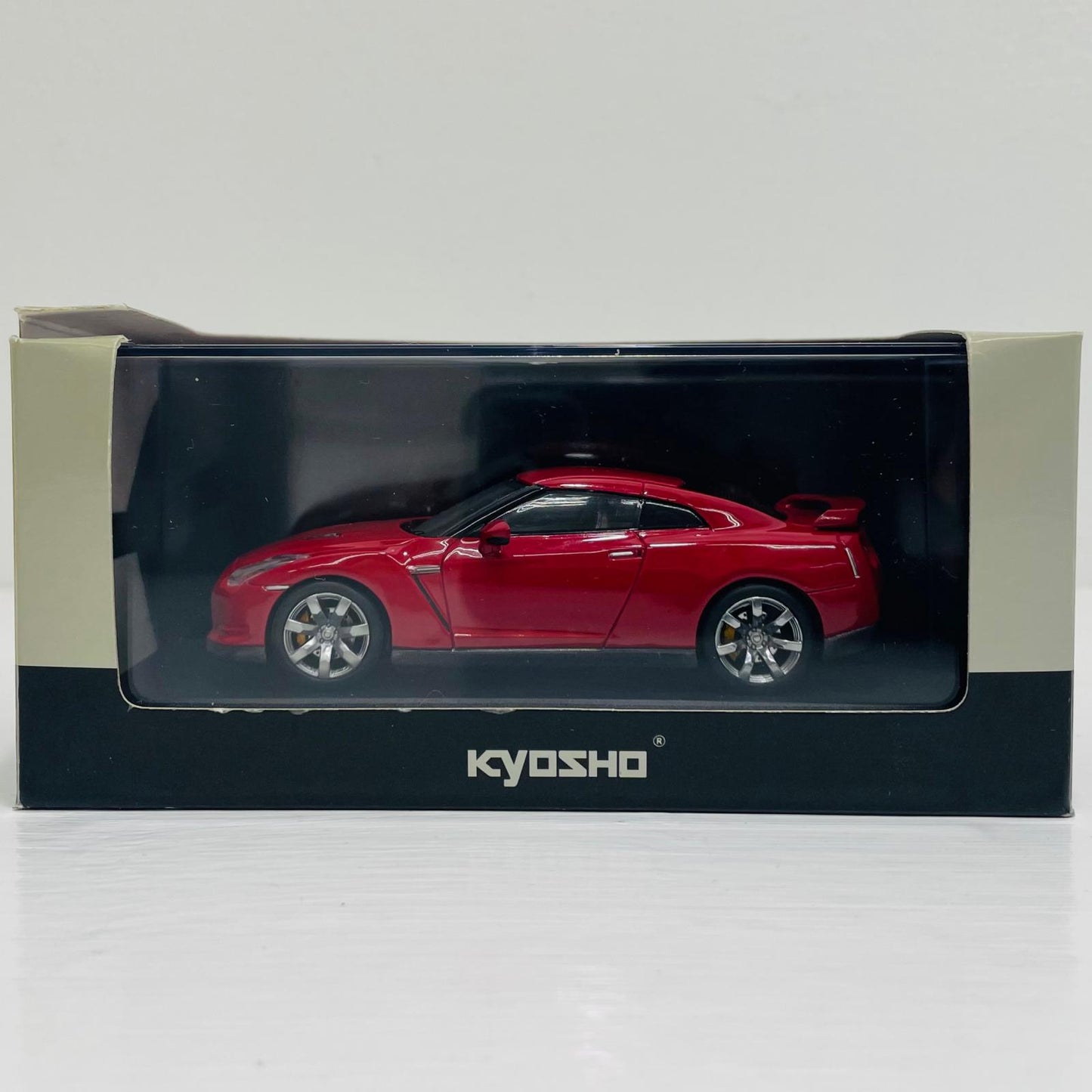 おもちゃ・玩具 1/43 ニッサン GT-R(R35) 2007 (バイブラントレッド)【飾磨店】