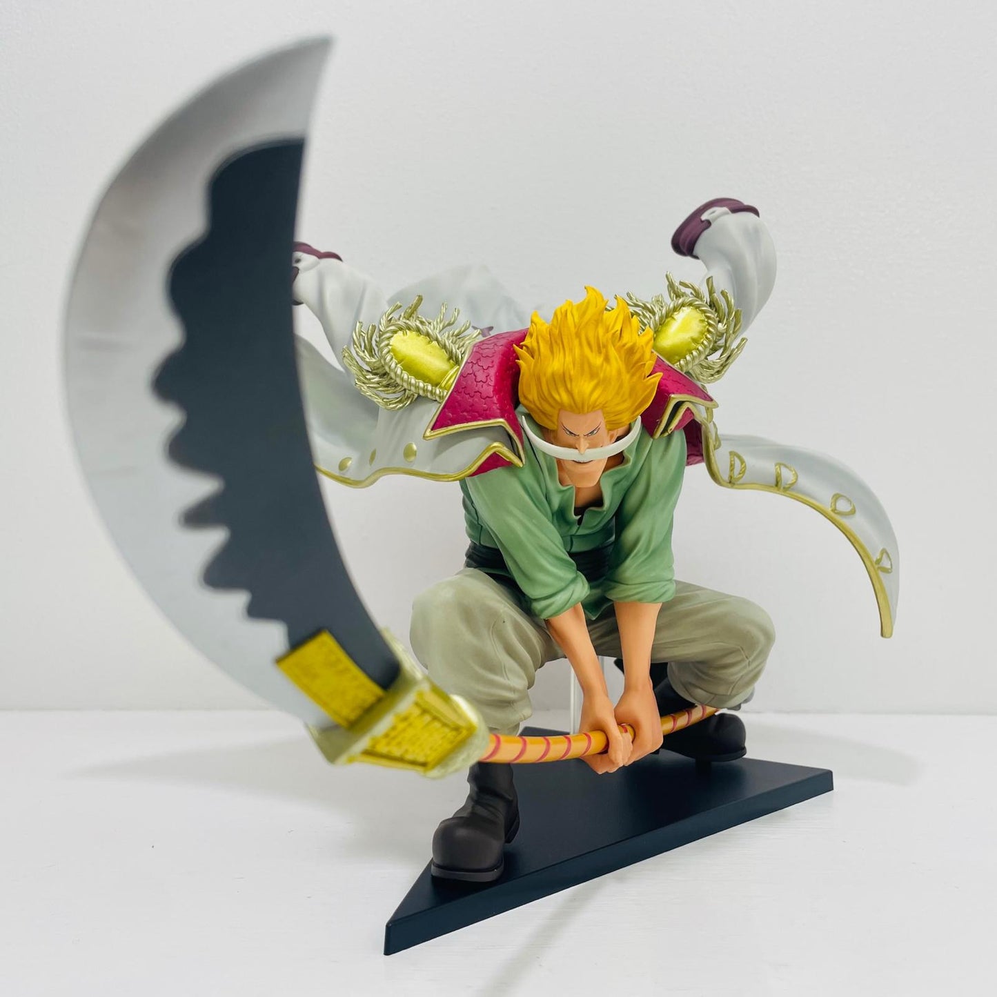 フィギュア C賞エドワード・ニューゲート～theGreatLegend～MASTERLISEEXPIECEフィギュア「LegendsoverTime/一番くじワンピース」 一番くじ C賞 720【フィギュア】【飾磨店】