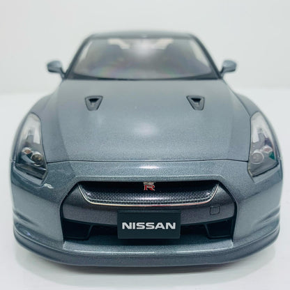 おもちゃ・玩具 1/18 NISSAN GT-R R35(グレイ) 「NISSAN MODEL CAR COLLECT【飾磨店】