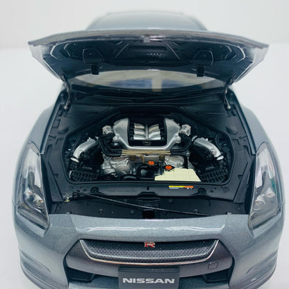 おもちゃ・玩具 1/18 NISSAN GT-R R35(グレイ) 「NISSAN MODEL CAR COLLECT【飾磨店】