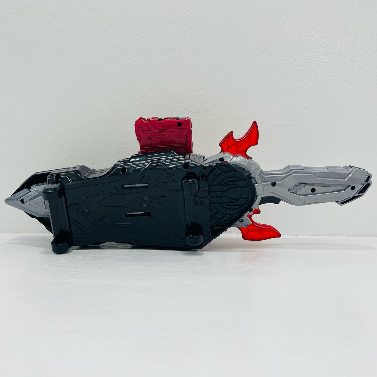 おもちゃ・玩具 変身ベルトDX聖剣ソードライバー「仮面ライダーセイバー/聖刃」【飾磨店】