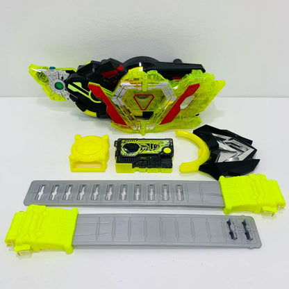 おもちゃ・玩具 変身ベルトDX飛電ゼロワンドライバー＆ゼロツープログライズキー＆ゼロツードライバーユニット「仮面ライダーゼロワン」【飾磨店】