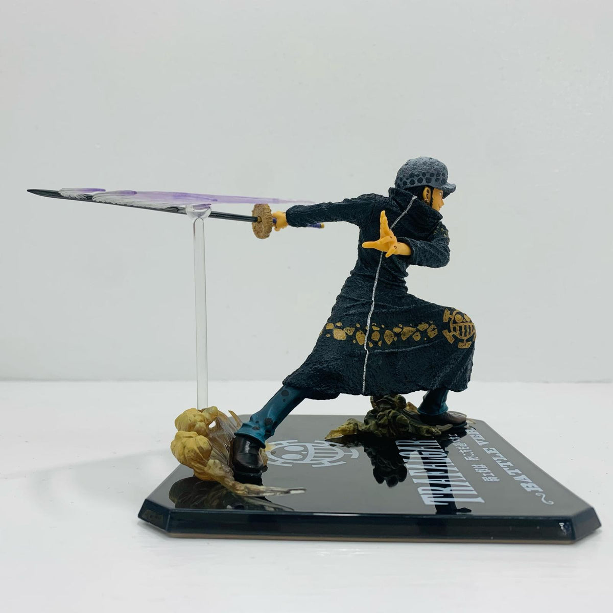 フィギュア フィギュアーツZEROトラファルガー・ロー-BattleVer.-「ワンピース」【フィギュア】【飾磨店】