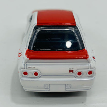 おもちゃ・玩具 1/59 日産 スカイライン GT-R BNR32(ホワイト×レッド）【飾磨店】