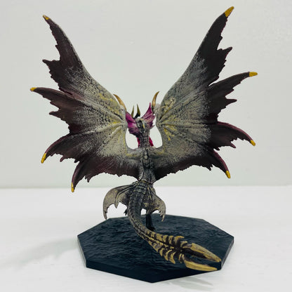 フィギュア 爵銀龍メル・ゼナ「モンスターハンター」カプコンフィギュアビルダーキューブ【フィギュア】【飾磨店】