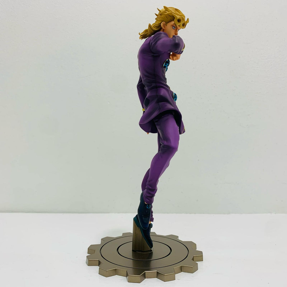 フィギュア ジョルノ・ジョバァーナ「ジョジョの奇妙な冒険第五部黄金の風」FIGUREMUSEUM1/8塗装済み完成品【フィギュア】【飾磨店】