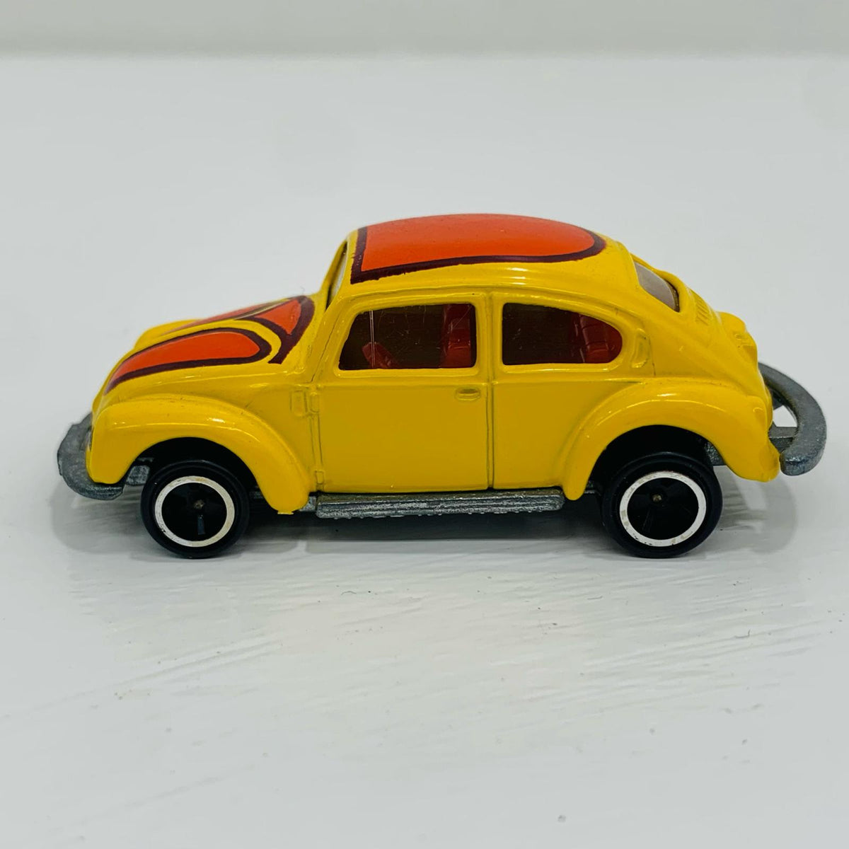 おもちゃ・玩具 1/60 フォルクスワーゲン 1200LSE(イエロー×オレンジ/青箱/日本製) 「トミカ 外国車シリーズ F20」【飾磨店】