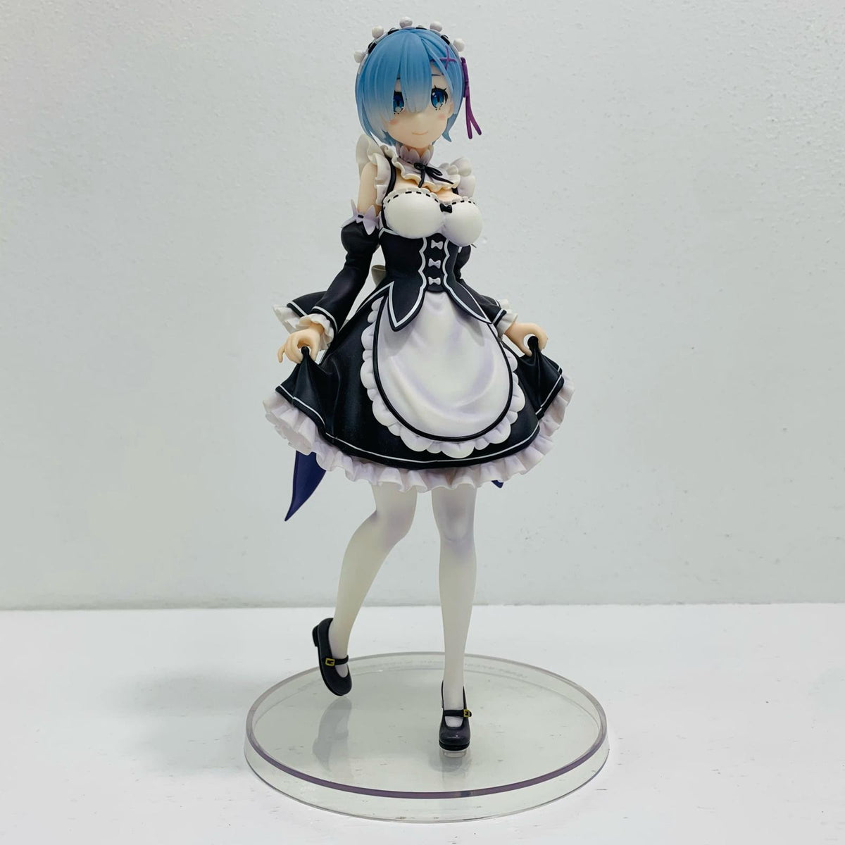フィギュア レム「Re：ゼロから始める異世界生活」1/7プラスチック製塗装済み完成品GOODSMILEONLINESHOP限定 1/7プラスチック製塗装済み完成品GOODSMILEONLINESHOP限定【フィギュア】【飾磨店】