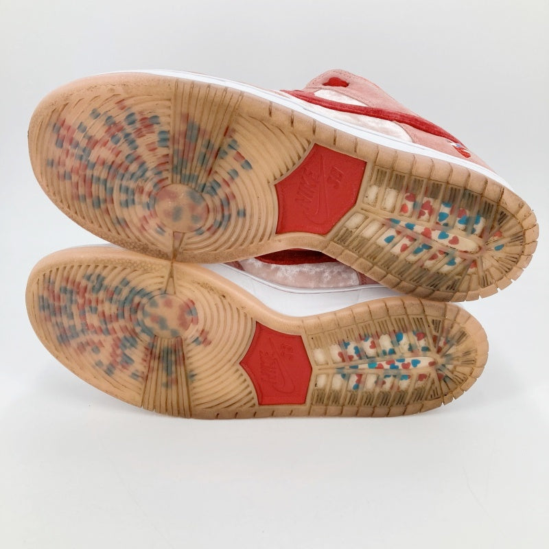 NIKE SB | ナイキエスビー Strangelove × Nike SB Dunk Low スニーカー CT2552-800 ピンク【イオン広店】