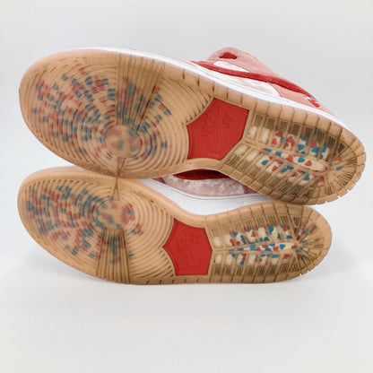 NIKE SB | ナイキエスビー Strangelove × Nike SB Dunk Low スニーカー CT2552-800 ピンク【イオン広店】