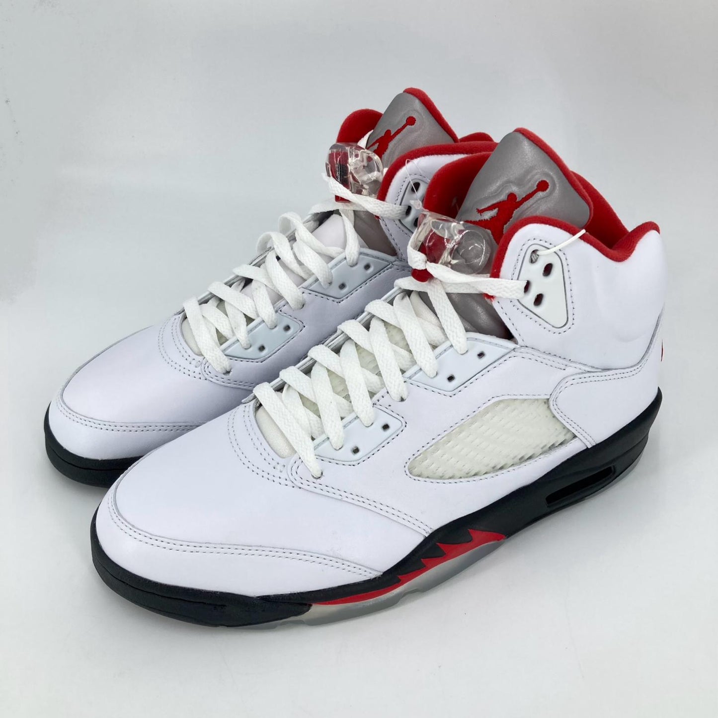 NIKE AIR JORDAN | ナイキ　エアー　ジョーダン Air Jordan 5 Retro スニーカー DA1911-102 ホワイト 28cm【イオン広店】