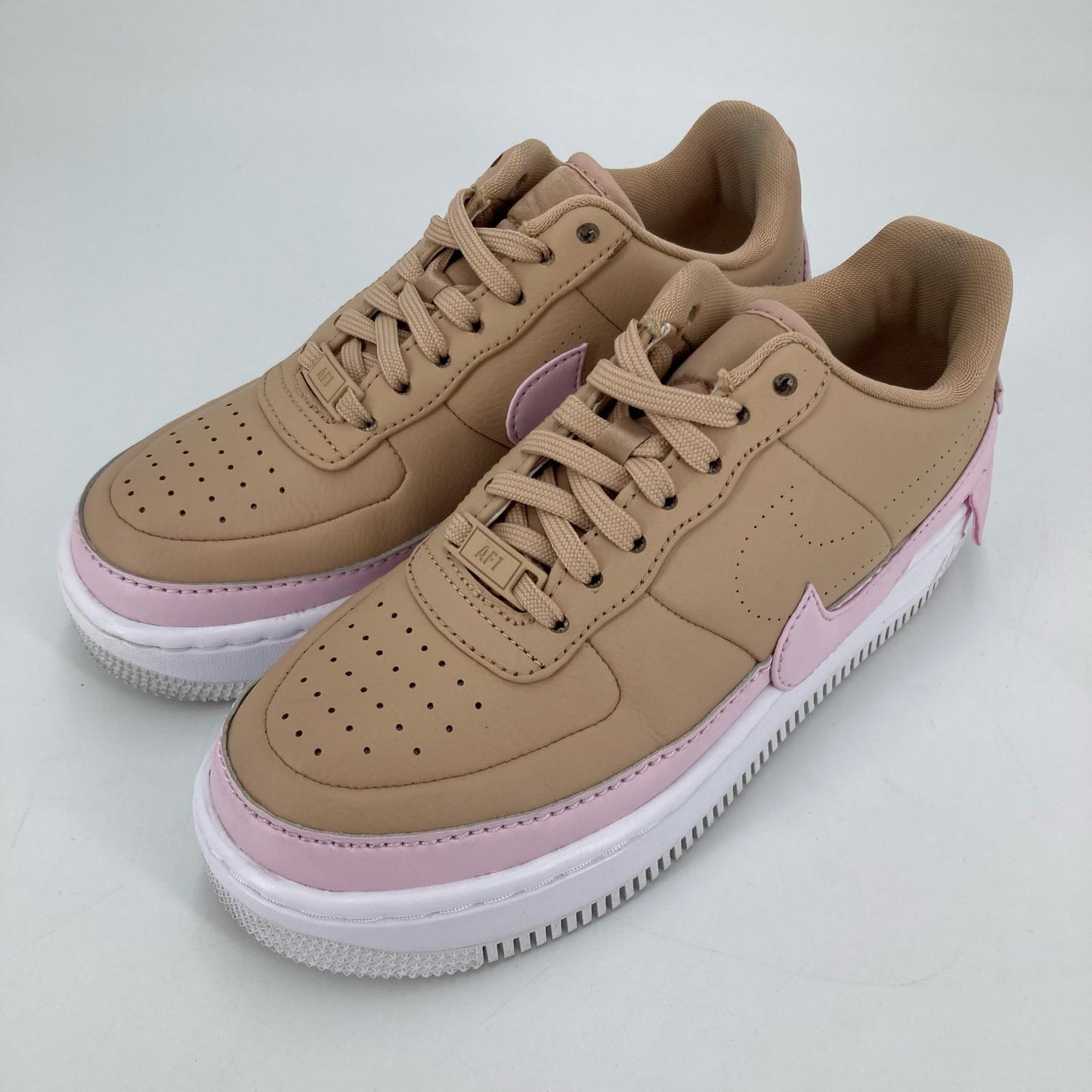 NIKE | ナイキ Women's Air Force 1 Jester XX スニーカー AO1220-202 ベージュ【イオン広店】
