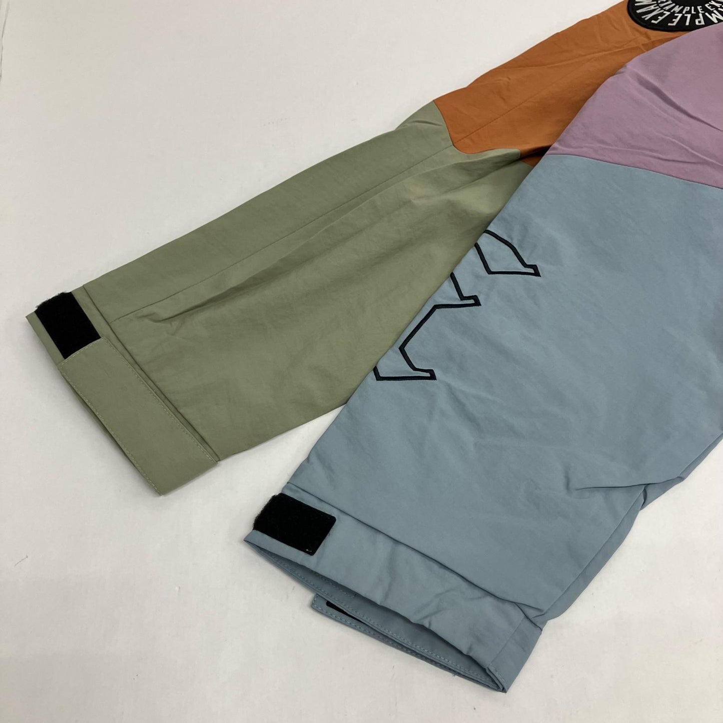EXAMPLE | イグザンプル NYLON MULTICOLORED HALFZIP ANORAK ナイロンジャケット ex22ss-tp-0017 マルチカラー サイズ：XL【イオン広店】