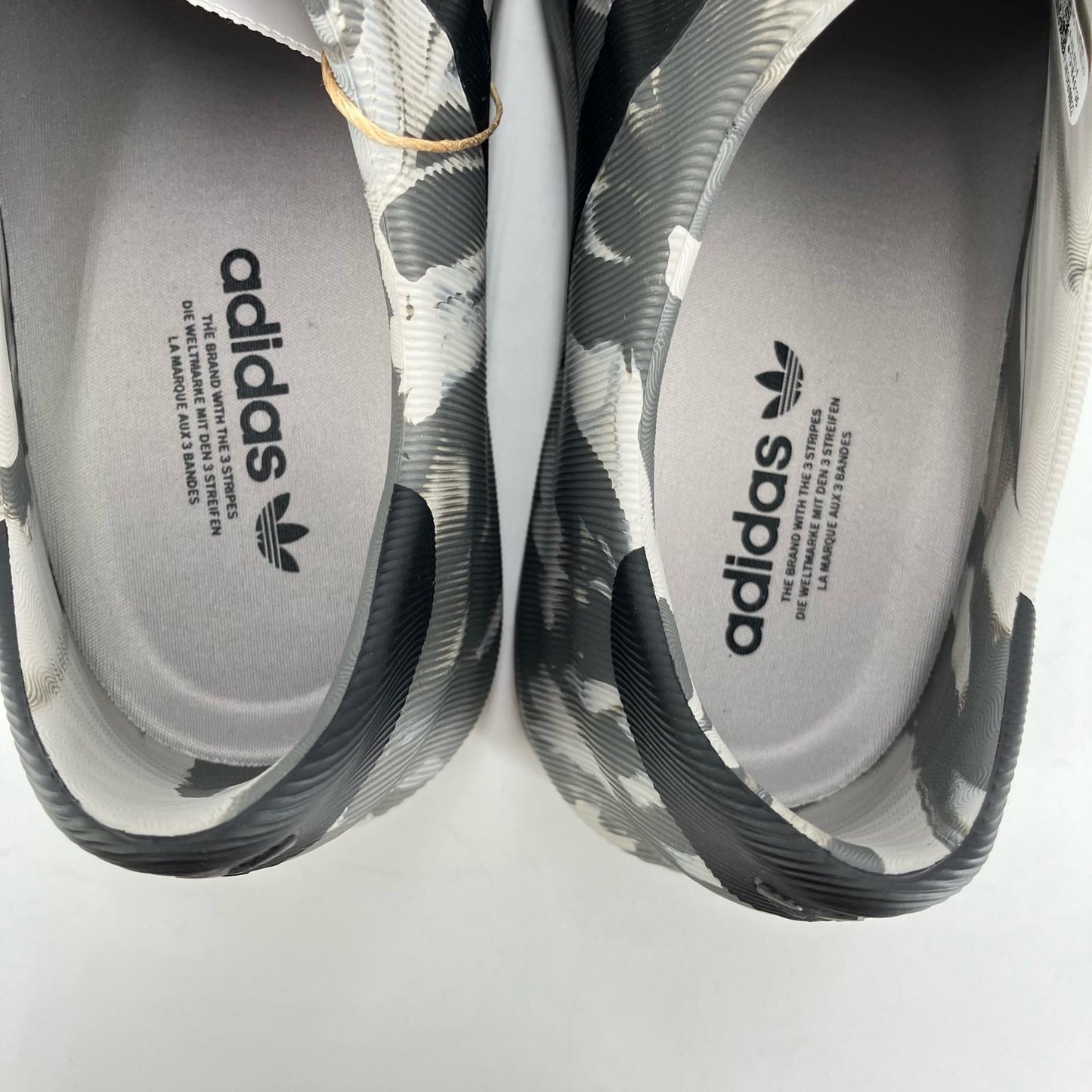 adidas | アディダス ADIFOM SST スニーカー HQ4654 グレー 23.5cm【イオン広店】