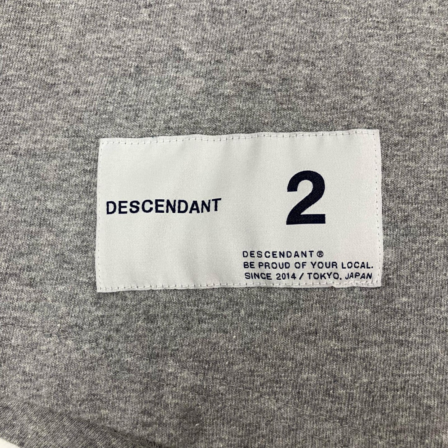 DESCENTE | デサント バックアーチロゴロンT 長袖Ｔシャツ グレー サイズ：2【イオン広店】