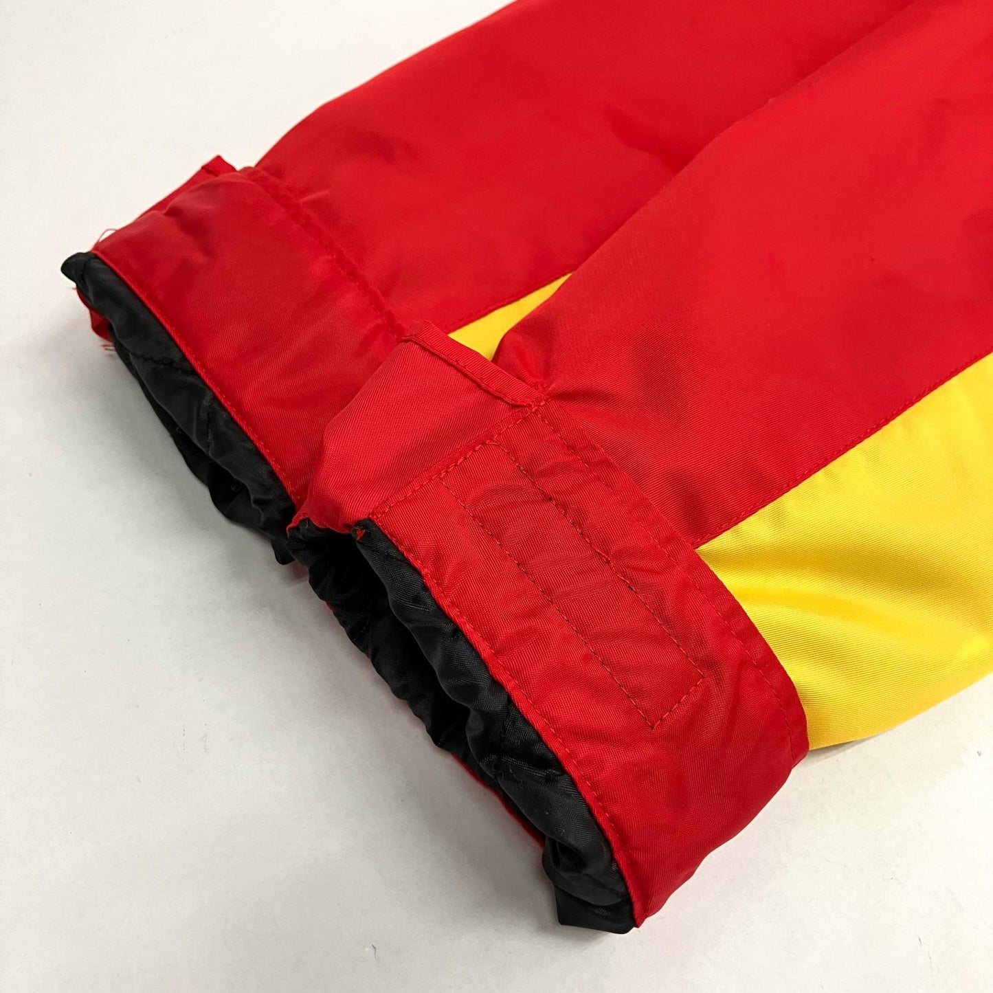 FTC | エフティーシー COLOR BLOCKED ANORAK JACKET その他アウター FTC018AWJ05 レッド サイズ：S【イオン広店】