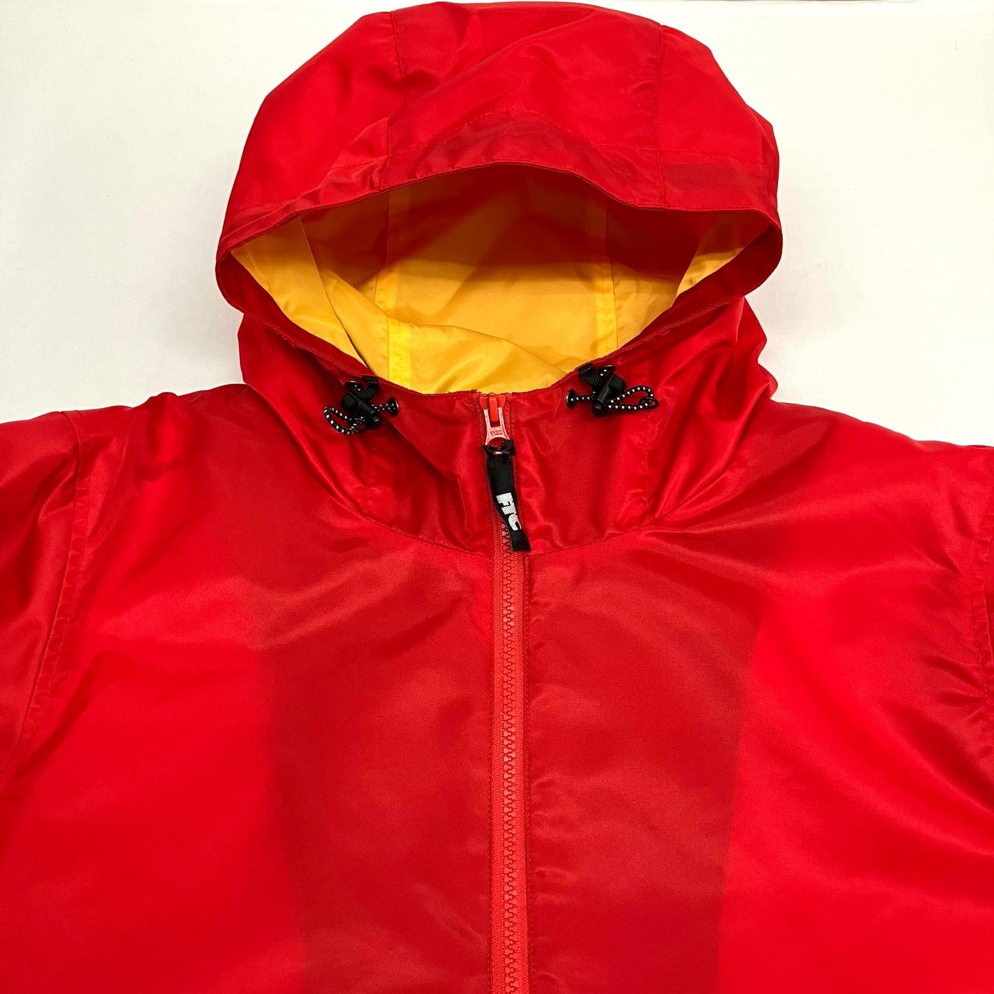 FTC | エフティーシー COLOR BLOCKED ANORAK JACKET その他アウター FTC018AWJ05 レッド サイズ：S【イオン広店】