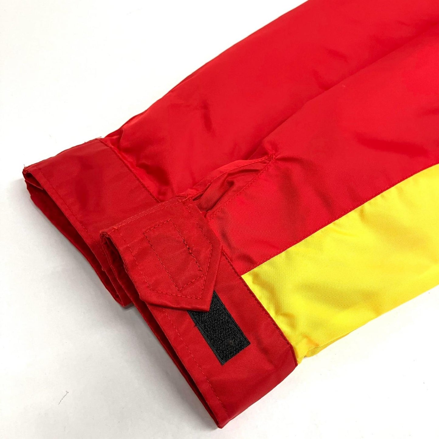 FTC | エフティーシー COLOR BLOCKED ANORAK JACKET その他アウター FTC018AWJ05 レッド サイズ：S【イオン広店】