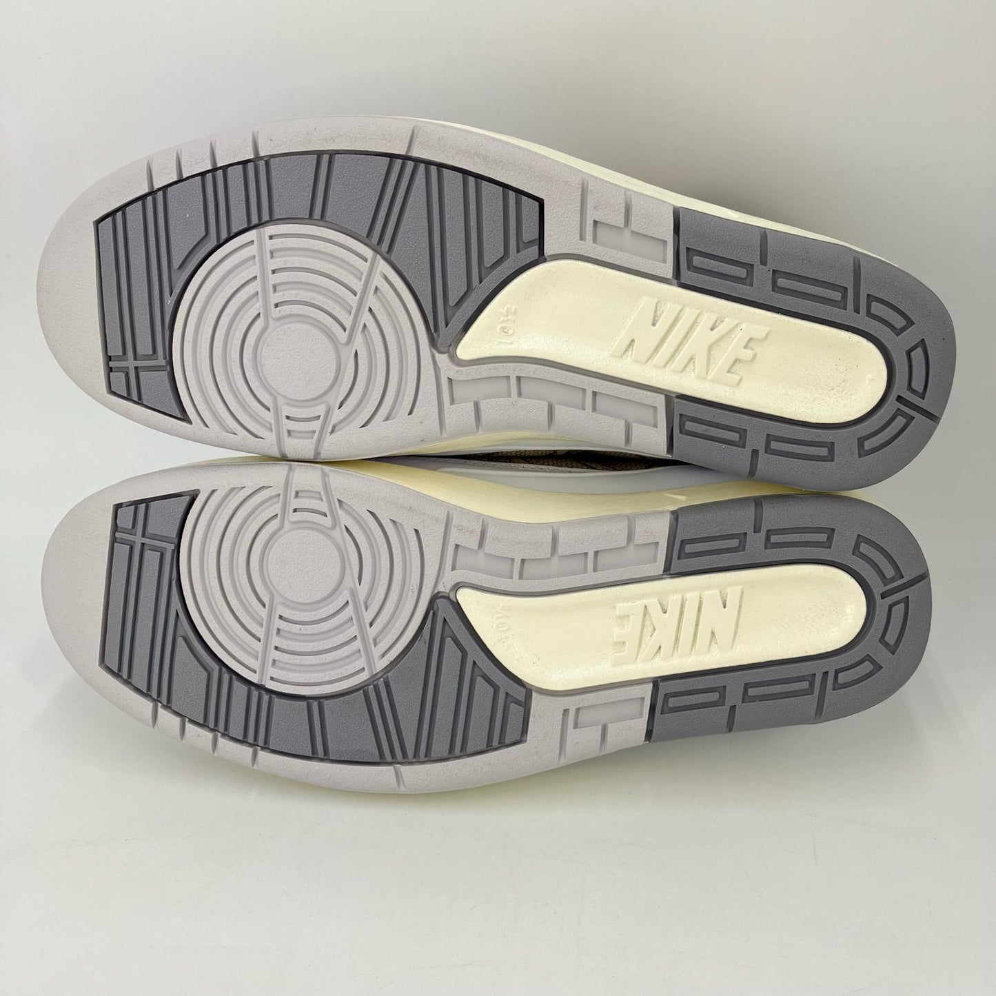 NIKE AIR JORDAN | ナイキ　エアー　ジョーダン Air Jordan 2 Retro Low スニーカー DV9956-100 ホワイト 28.5cm【イオン広店】