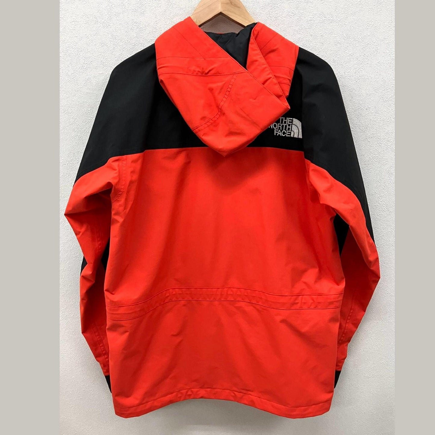 THE NORTH FACE | ザ・ノースフェイス Mountain Light Jacket マウンテンパーカー NP11834 オレンジ サイズ：L【イオン広店】