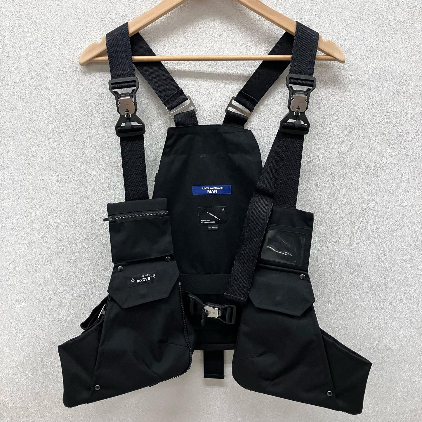 JUNYA WATANABE COMME des GARCONS MAN | ジュンヤワタナベコムデギャルソンマン MXDVS コラボベスト ベスト WM-K201-051 ブラック【イオン広店】