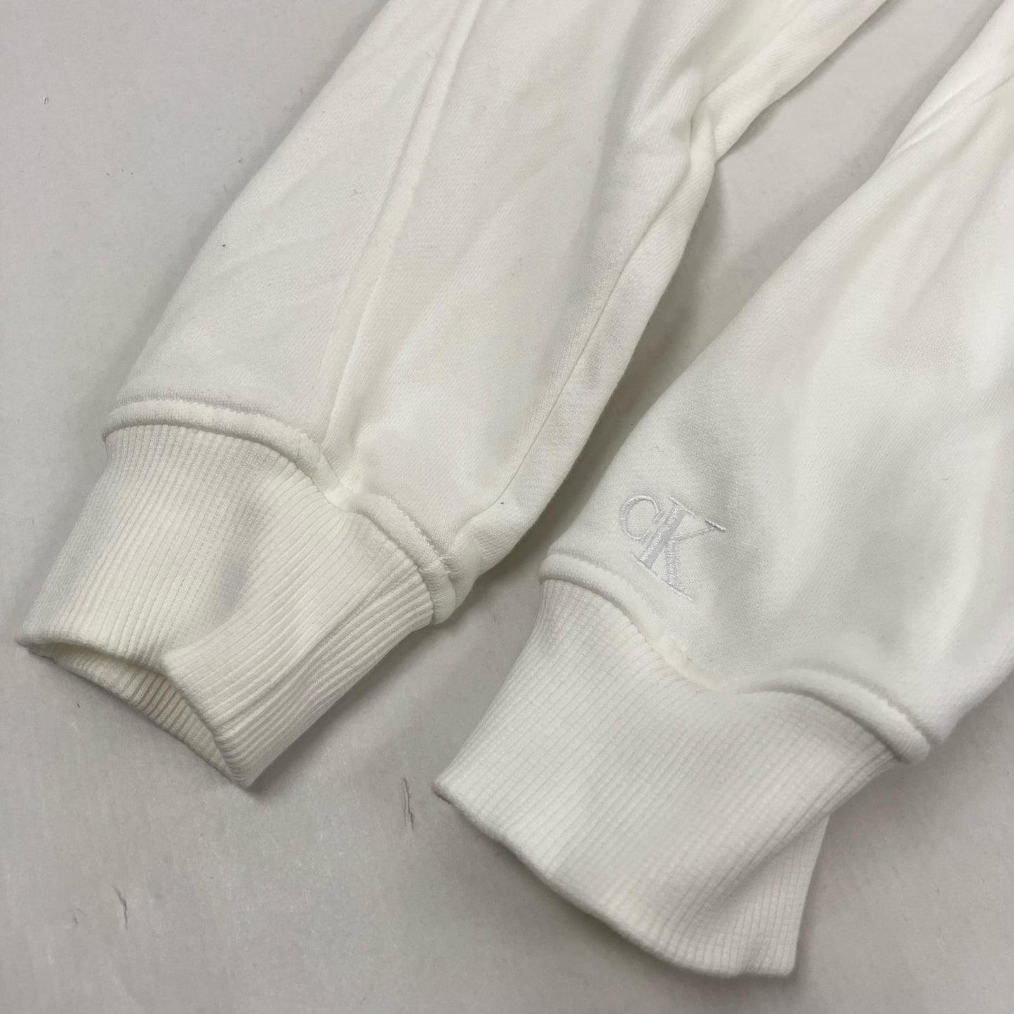 Calvin Klein | カルバンクライン スウェット J219179 ホワイト サイズ：S【イオン広店】