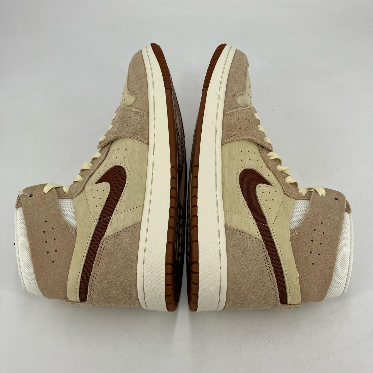 NIKE AIR JORDAN | ナイキ　エアー　ジョーダン Air Jordan 1 High Zoom CMFT 2 スニーカー DV1307-120 ベージュ 28.5cm【イオン広店】