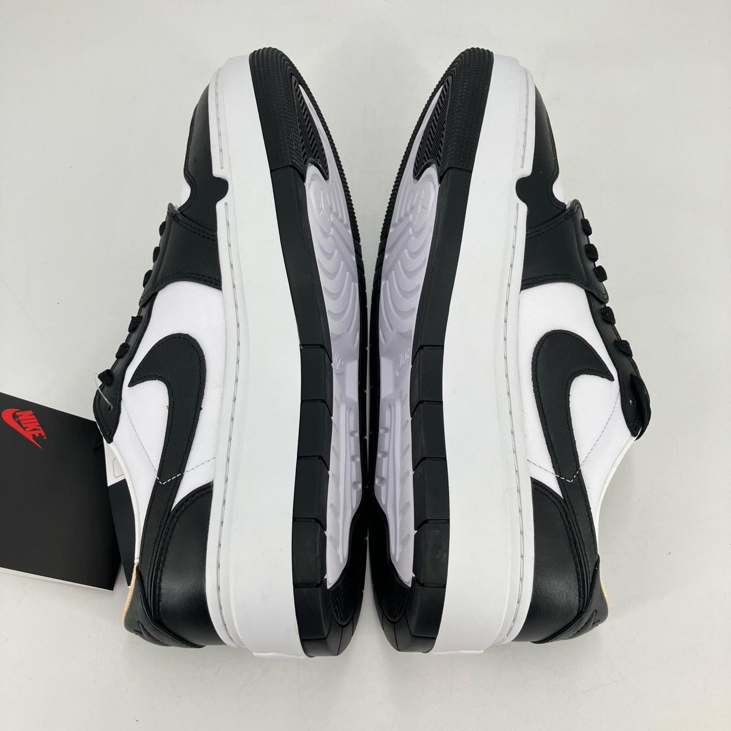 NIKE AIR JORDAN | ナイキ　エアー　ジョーダン Women's Air Jordan 1 Low スニーカー DH7004-109 ブラック 29cm【イオン広店】