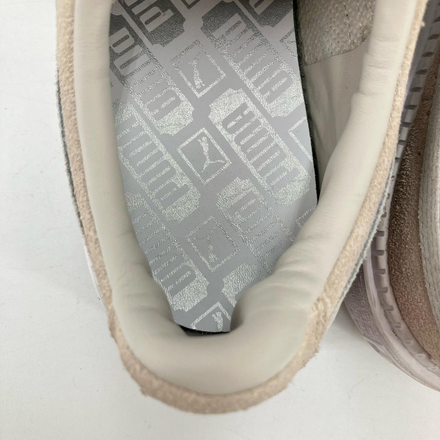 PUMA | プーマ SUEDE PLATFORM スニーカー 369842-01 ベージュ 23.5cm【イオン広店】