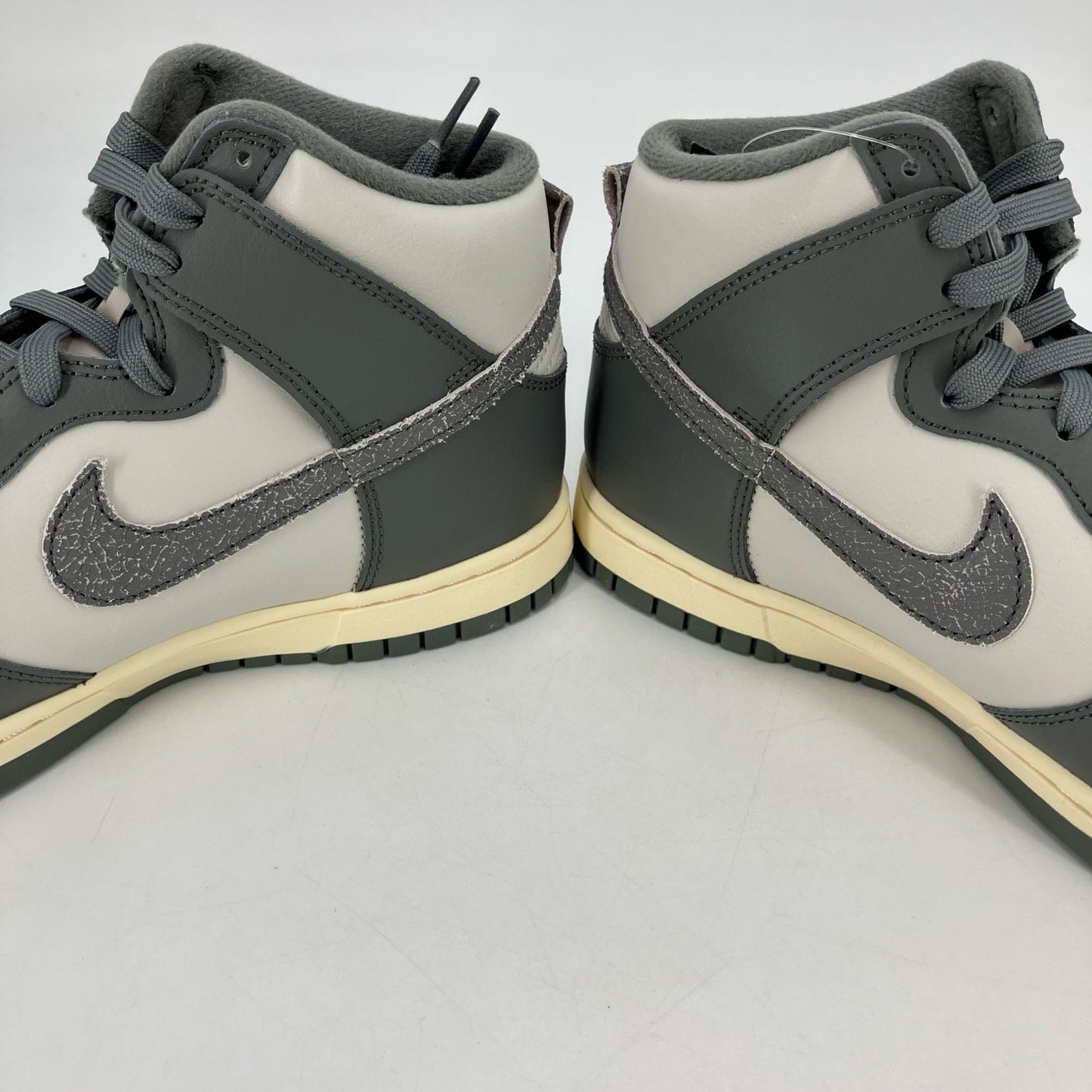 NIKE | ナイキ Dunk High Retro SE Vintage スニーカー DM0582-001 グレー 26.5cm【イオン広店】