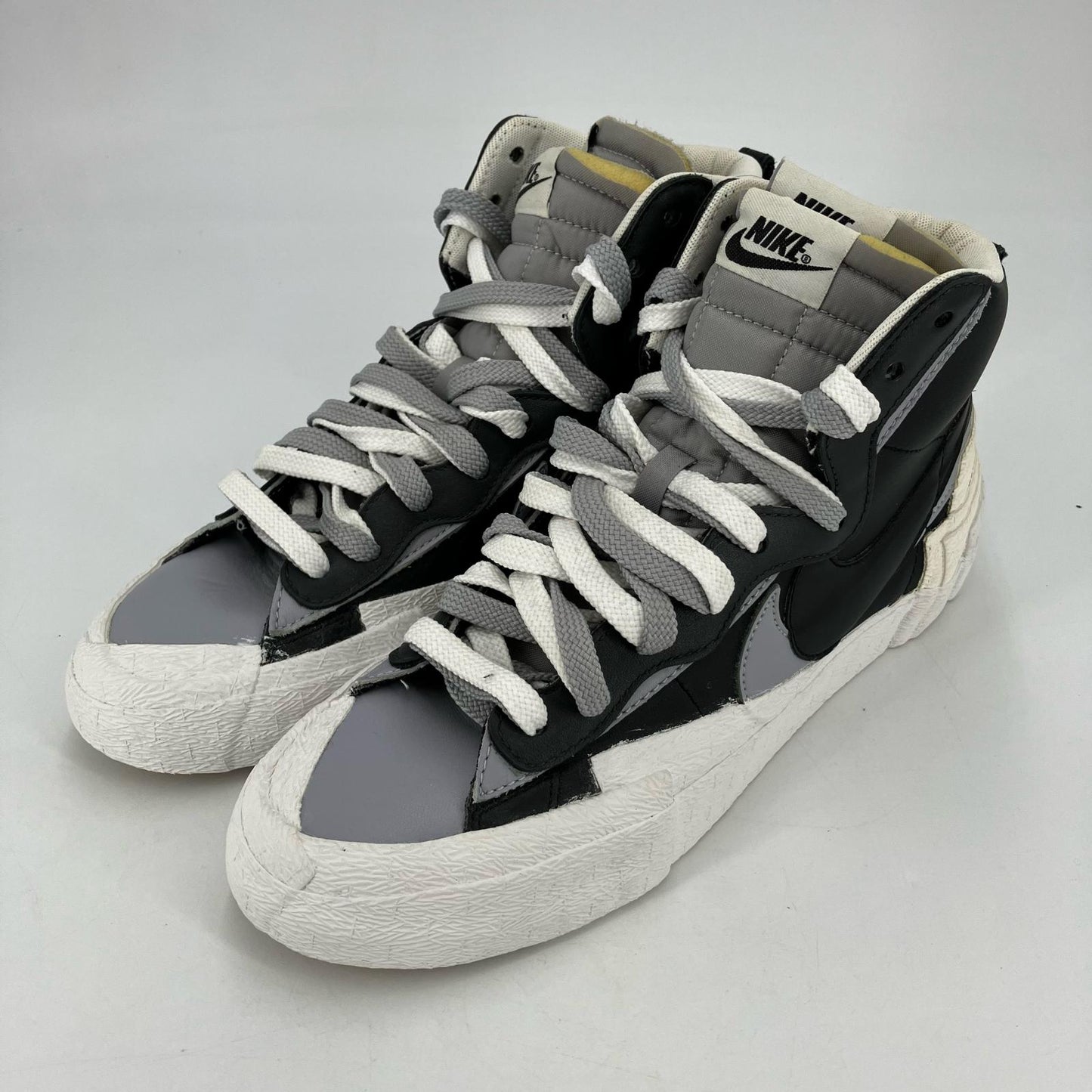 NIKE | ナイキ sacai × NIKE BLAZER MID スニーカー BV0072-002 ブラック 26.5cm【イオン広店】