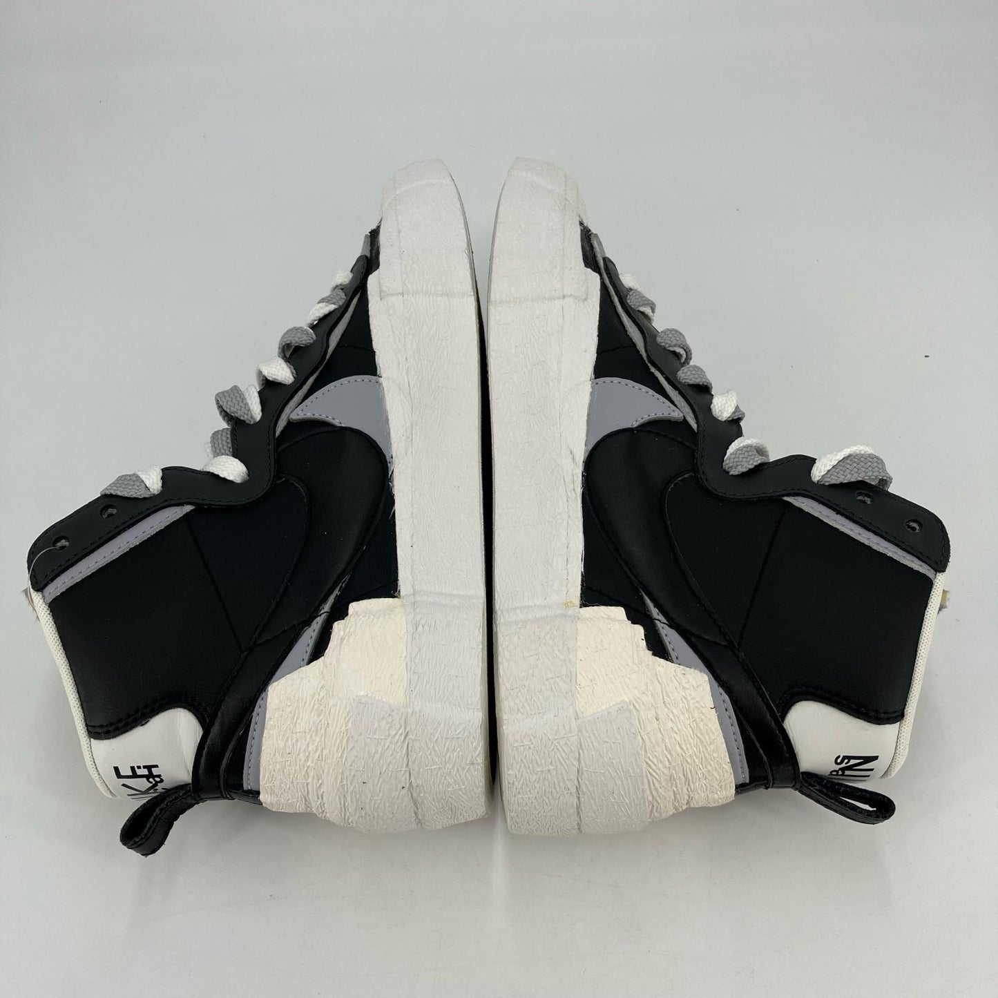 NIKE | ナイキ sacai × NIKE BLAZER MID スニーカー BV0072-002 ブラック 26.5cm【イオン広店】