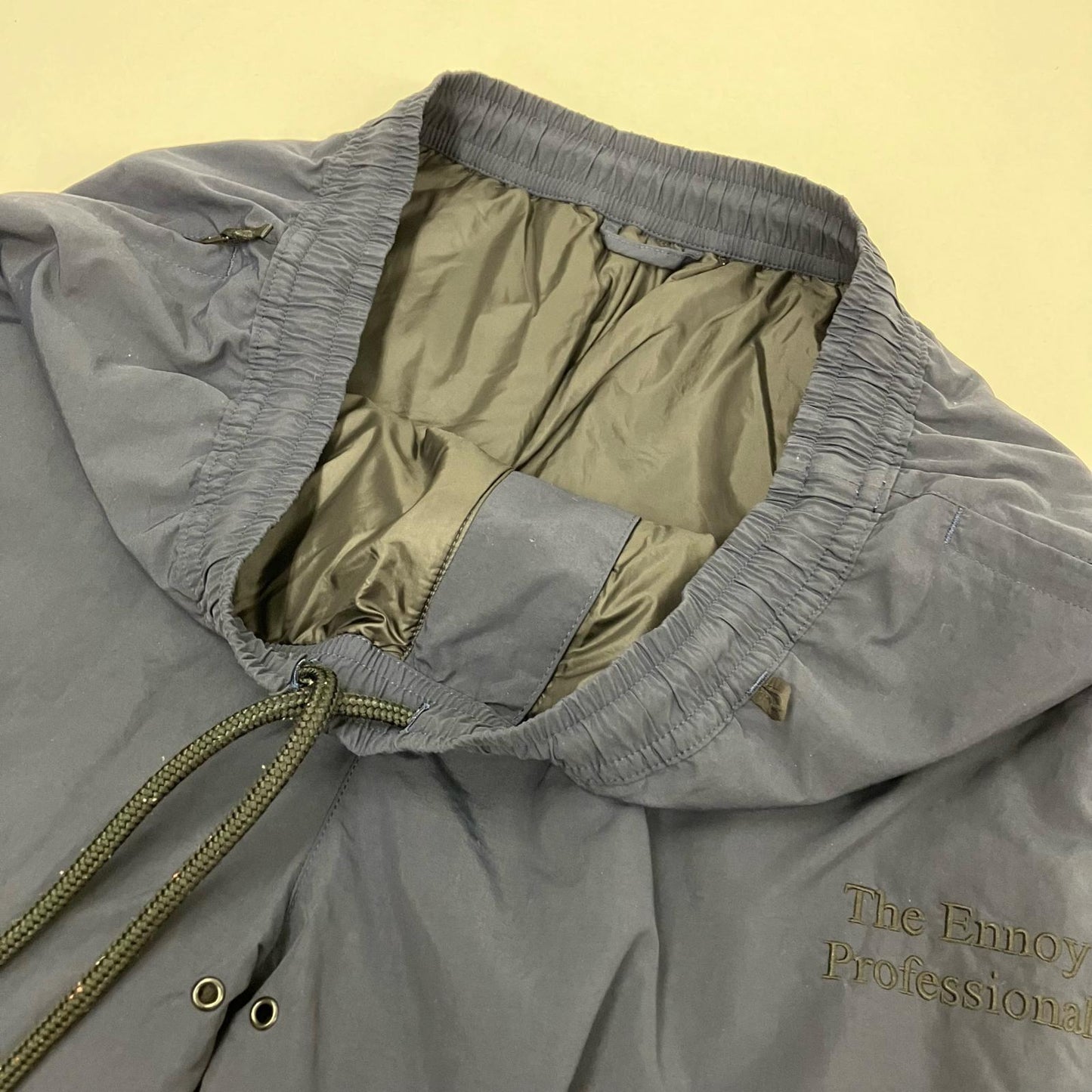 NYLON PADED PANTS パンツ AW23BRENPT05LP ネイビー サイズ：L【イオン広店】