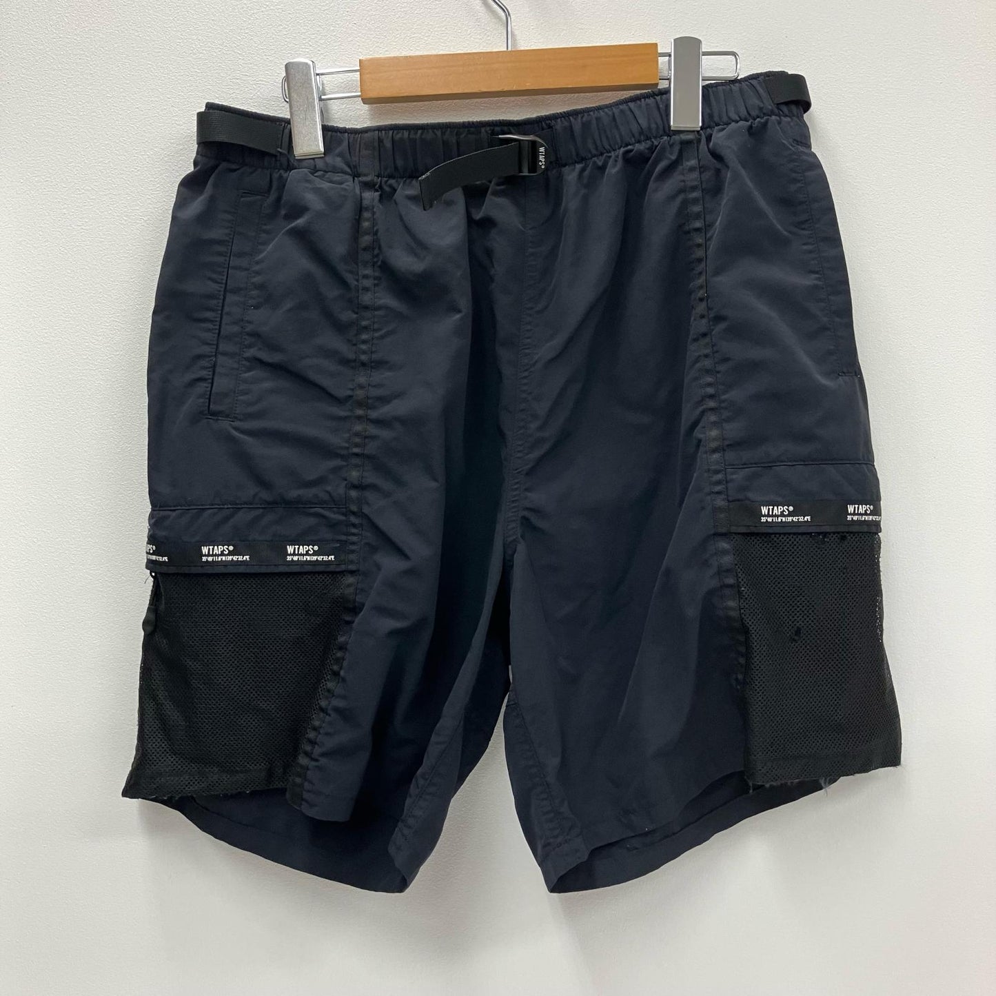 W)TAPS | ダブルタップス TRACKS SHORTS/SHORTS ショートパンツ 201TQDT-PTM02 ブラック サイズ：2【イオン広店】