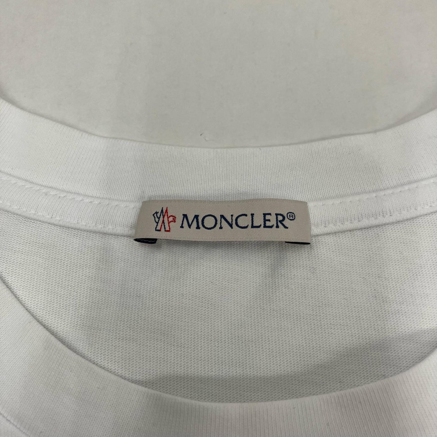 MONCLER | モンクレール 半袖Ｔシャツ K1 091 8C00075 8390T ホワイト サイズ：L【イオン広店】