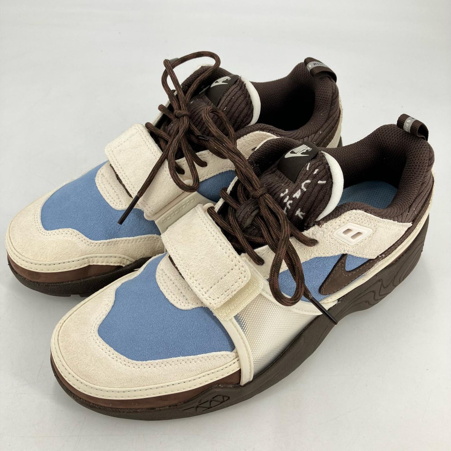 NIKE | ナイキ Travis Scott × Nike Zoom Field Jaxx スニーカー HQ3072-400 マルチカラー 26cm【イオン広店】