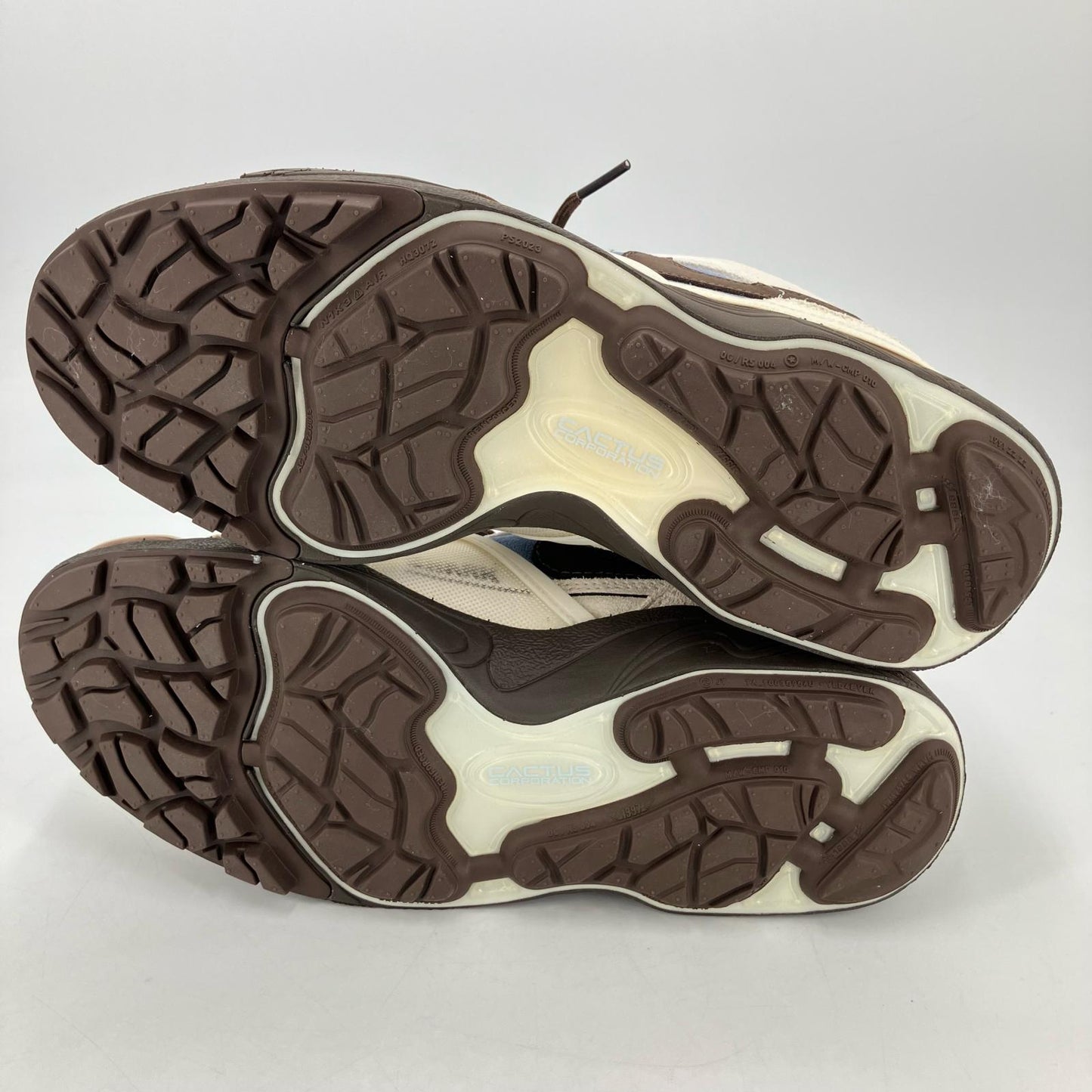 NIKE | ナイキ Travis Scott × Nike Zoom Field Jaxx スニーカー HQ3072-400 マルチカラー 26cm【イオン広店】
