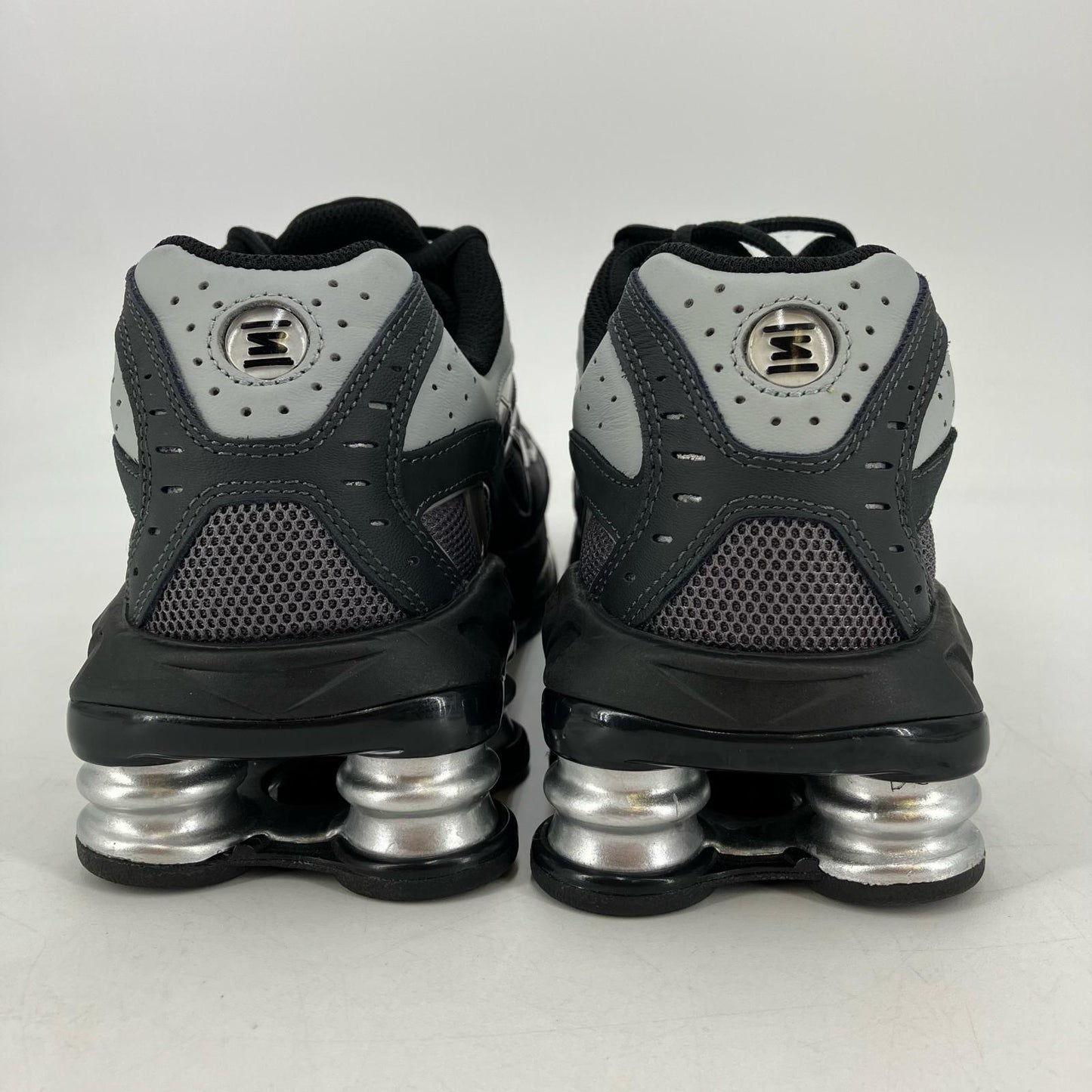 NIKE | ナイキ Shox Ride 2 スニーカー IB4470-099 グレー 27.5cm【イオン広店】