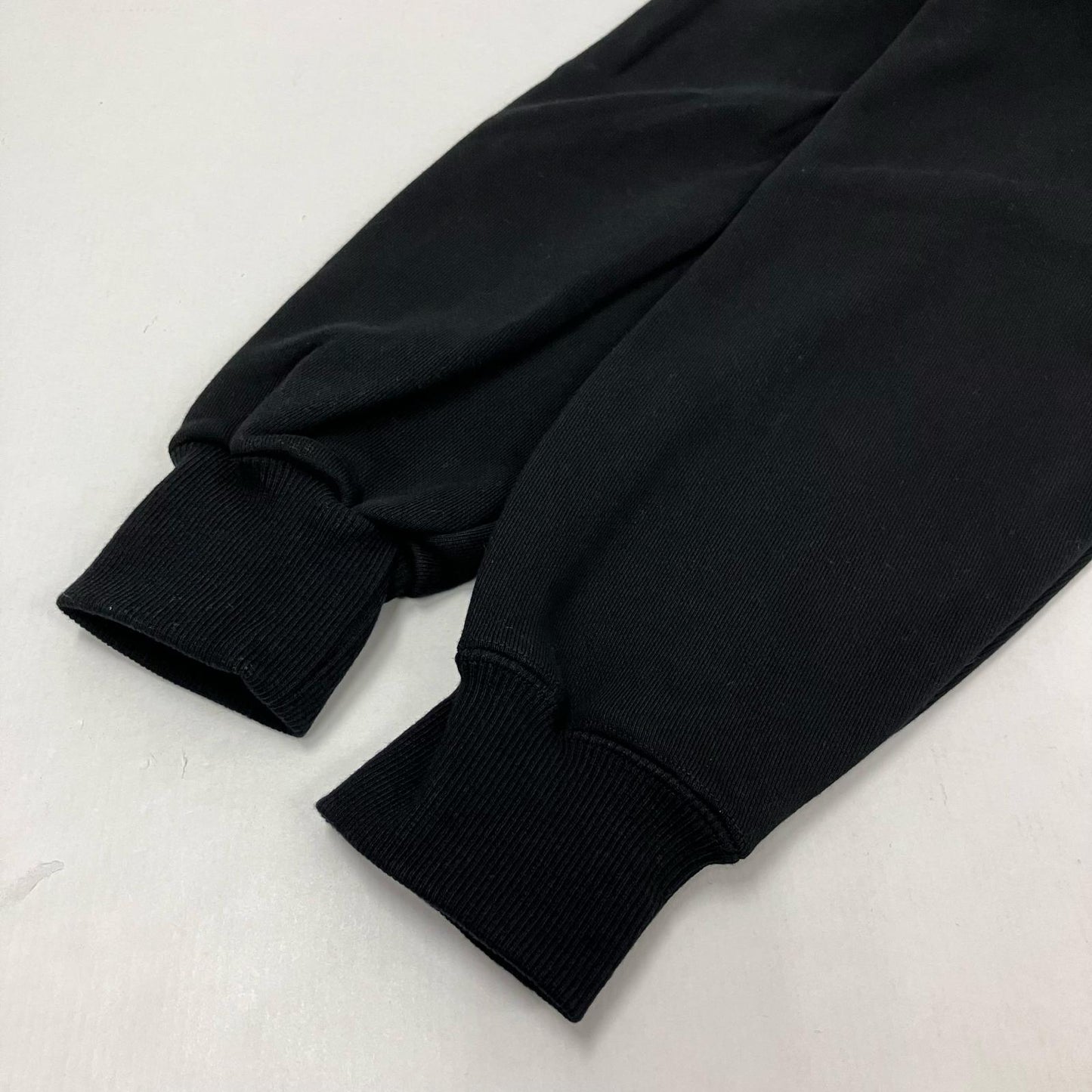 SLOPACHI STATION HOODIE パーカー ブラック サイズ：M【イオン広店】